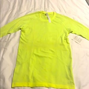 Lululemon Long Sleeve Run Swiftly Tech Shirt